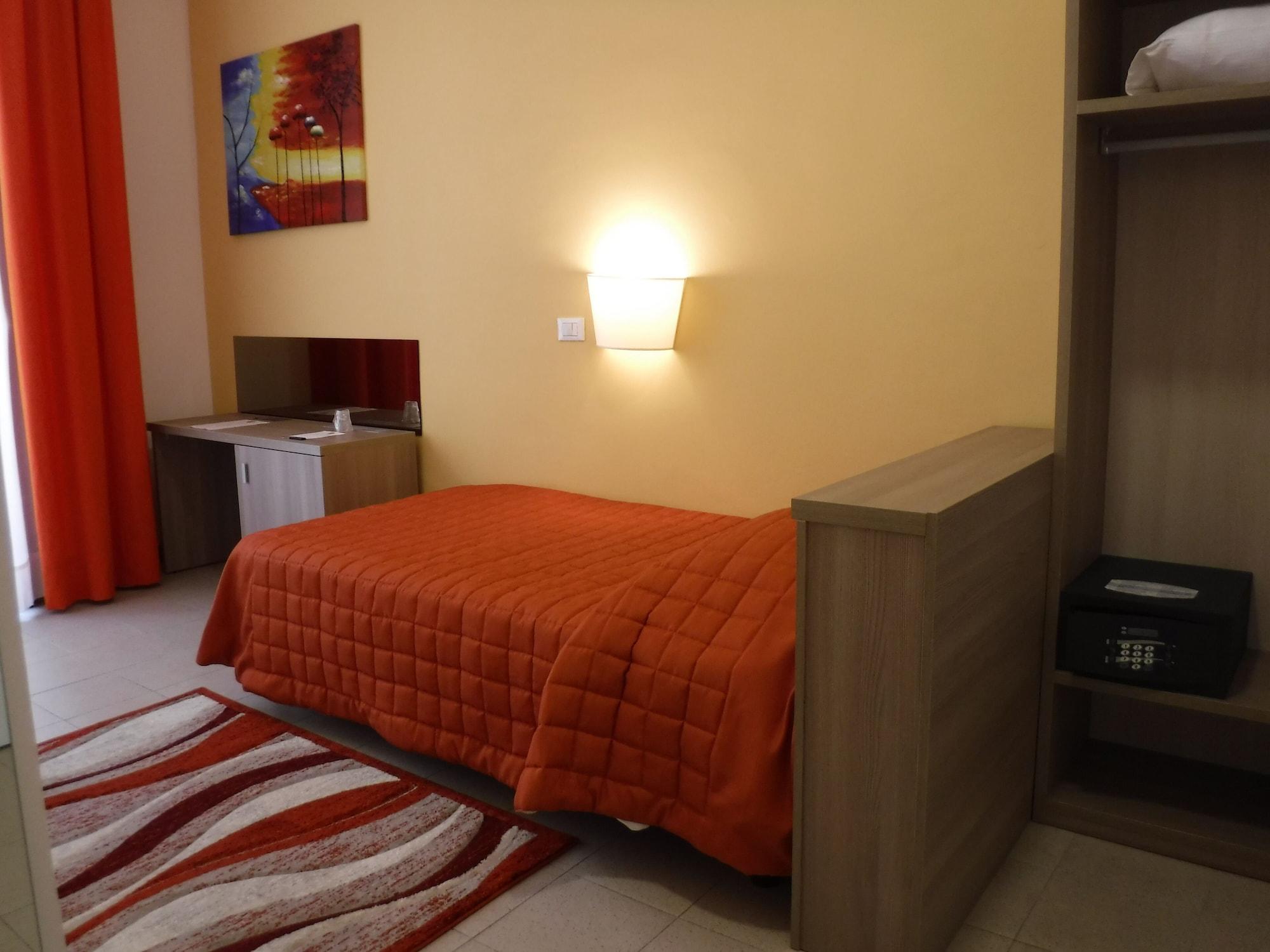 Moonlight Hotel&Suites Катанія Екстер'єр фото