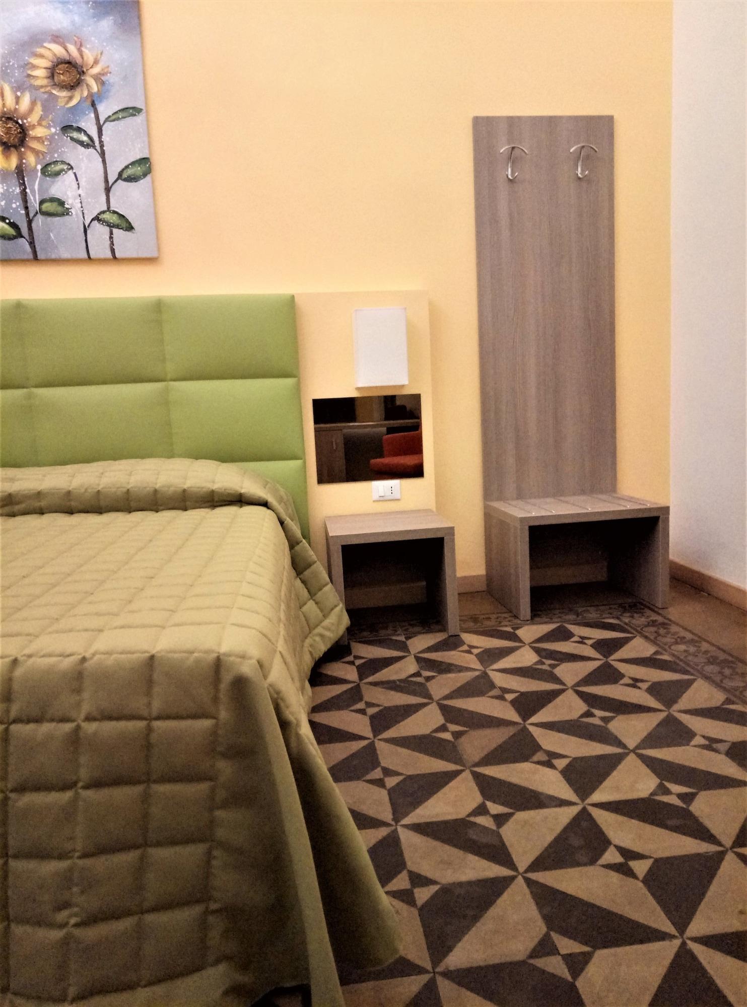 Moonlight Hotel&Suites Катанія Екстер'єр фото