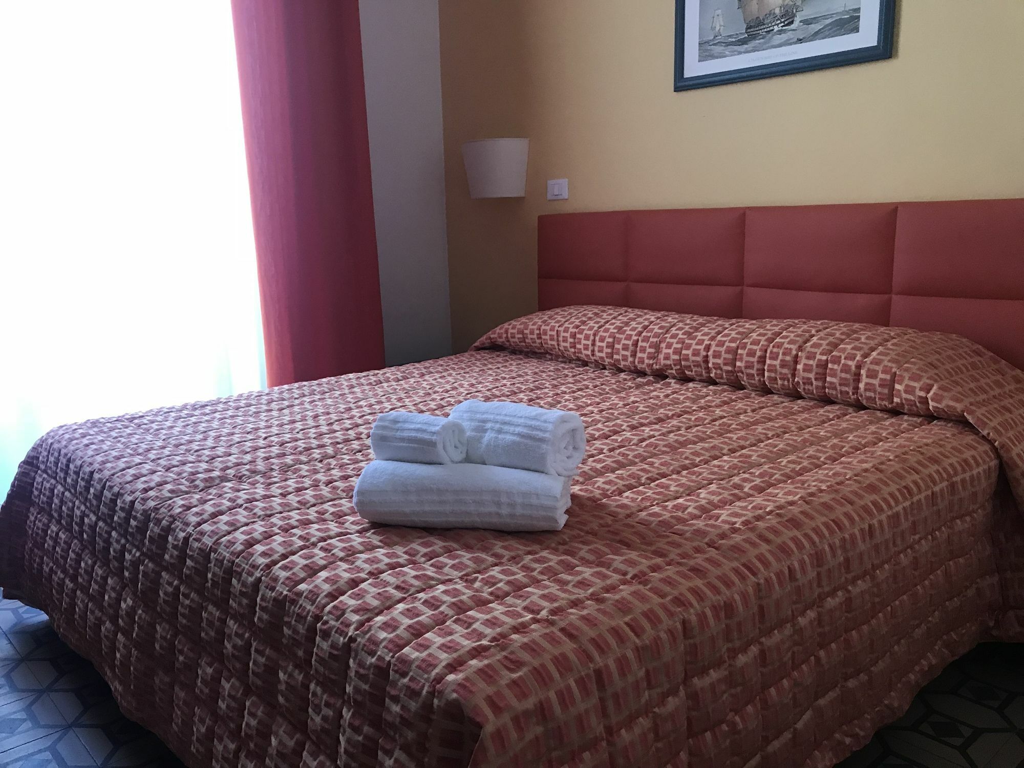 Moonlight Hotel&Suites Катанія Екстер'єр фото